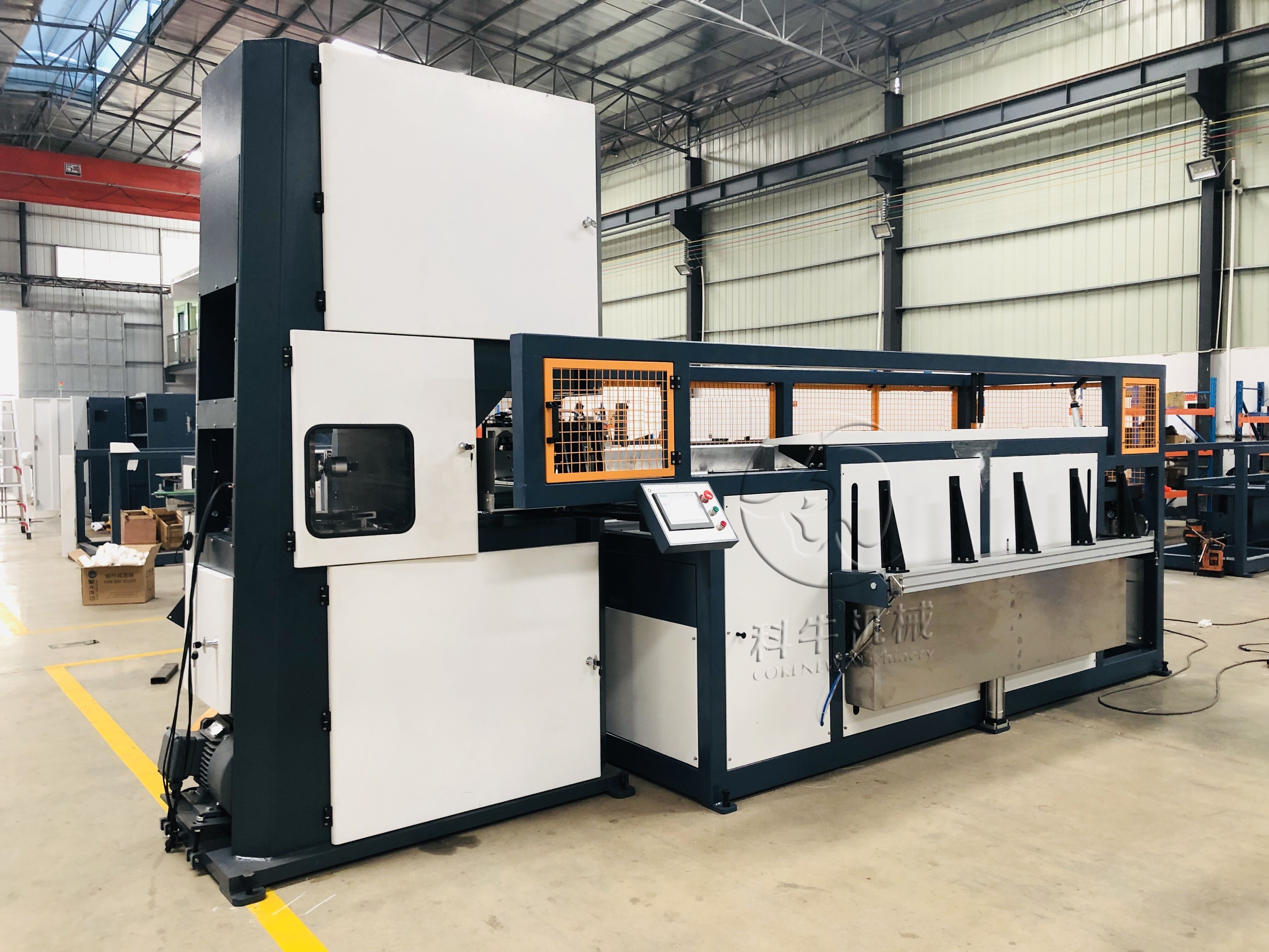 Maxi-roll (JRT) Automatic Bandsw Cutter